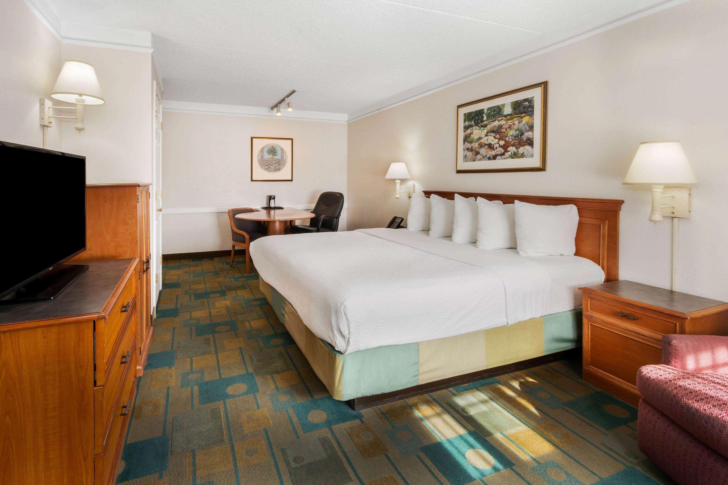 La Quinta Inn By Wyndham Albuquerque Northeast Экстерьер фото