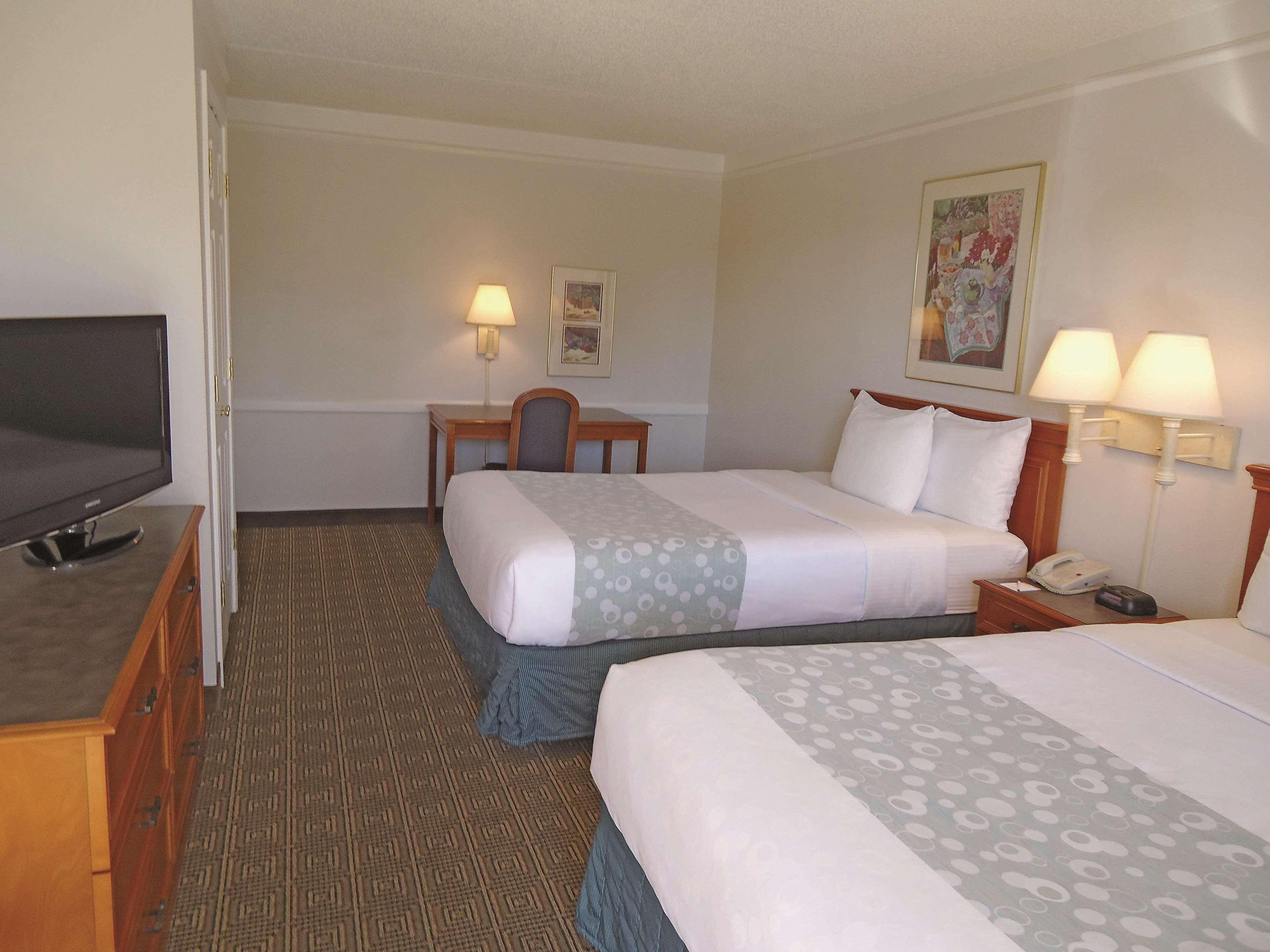 La Quinta Inn By Wyndham Albuquerque Northeast Экстерьер фото