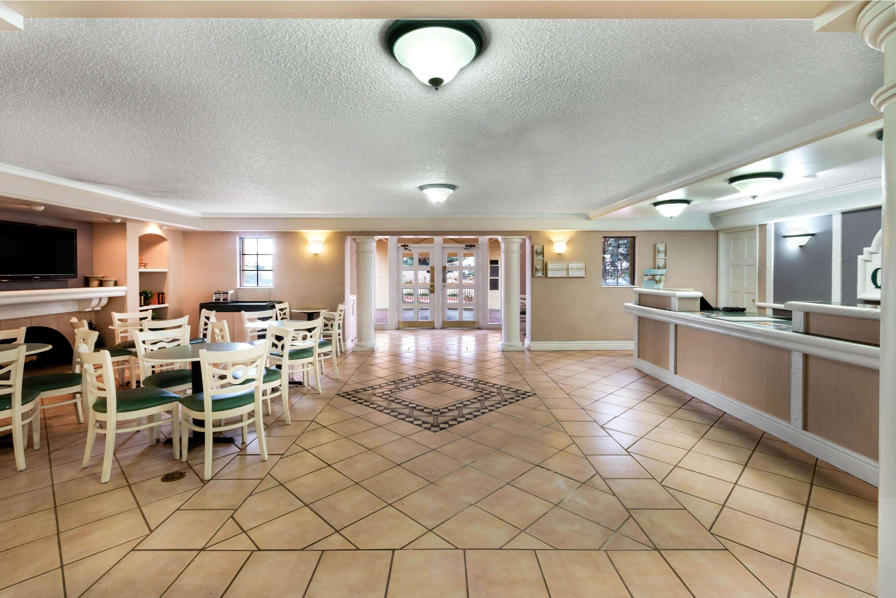 La Quinta Inn By Wyndham Albuquerque Northeast Экстерьер фото